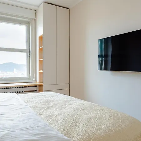 Skyscraper Amazing Castle & View Appartamento *